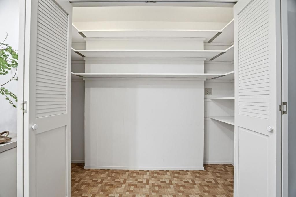 Image 29 of property listing at 16345 Alexander Avenue, Monte Sereno, CA 95030