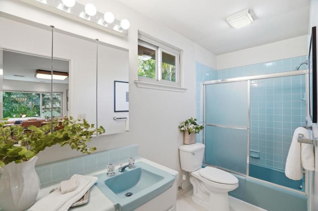 Image 35 of property listing at 16345 Alexander Avenue, Monte Sereno, CA 95030