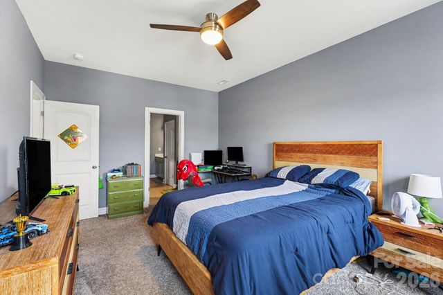 1300 Oakhurst Drive, Waxhaw, NC 28173