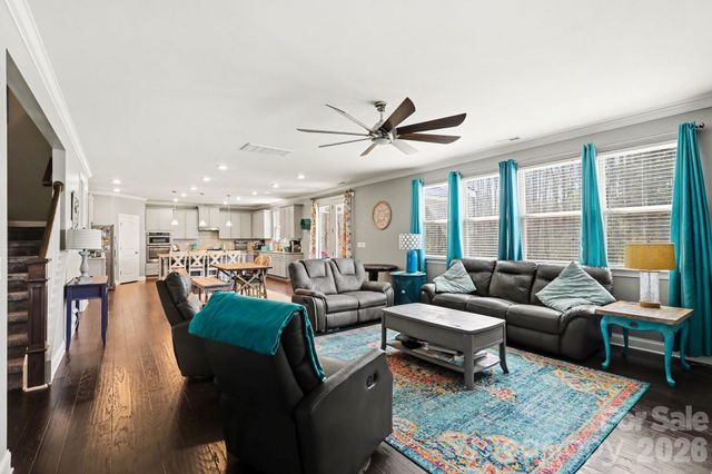 1300 Oakhurst Drive, Waxhaw, NC 28173