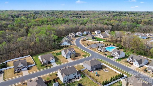 1300 Oakhurst Drive, Waxhaw, NC 28173