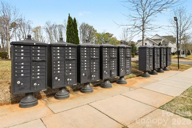 1300 Oakhurst Drive, Waxhaw, NC 28173