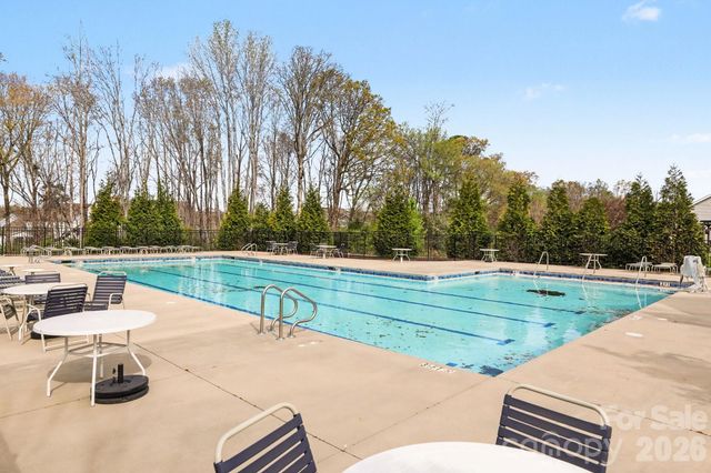 1300 Oakhurst Drive, Waxhaw, NC 28173