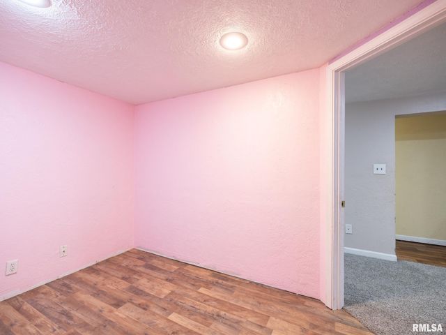 6217 N KNOLL AIRE Drive, Peoria, IL 61614