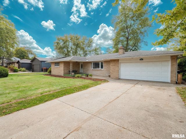 6217 N KNOLL AIRE Drive, Peoria, IL 61614