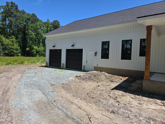 300 Avery Road, Erwin, NC 28339