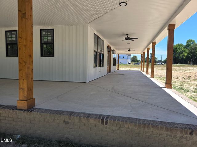 300 Avery Road, Erwin, NC 28339