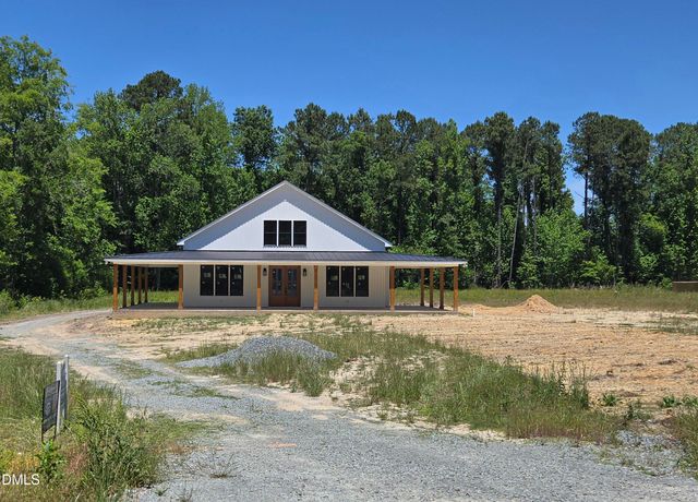 300 Avery Road, Erwin, NC 28339