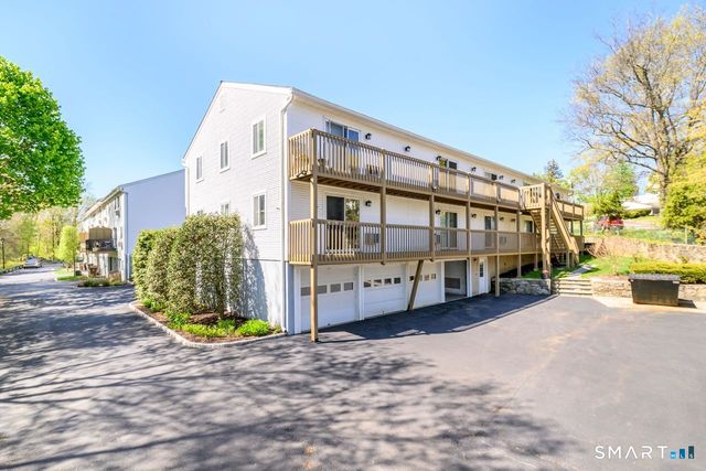 40 Cerretta Street 16D, Stamford, CT 06907