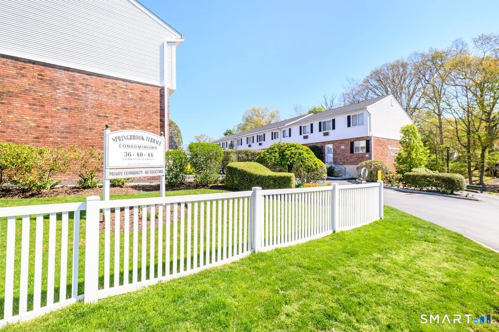 40 Cerretta Street 16D, Stamford, CT 06907