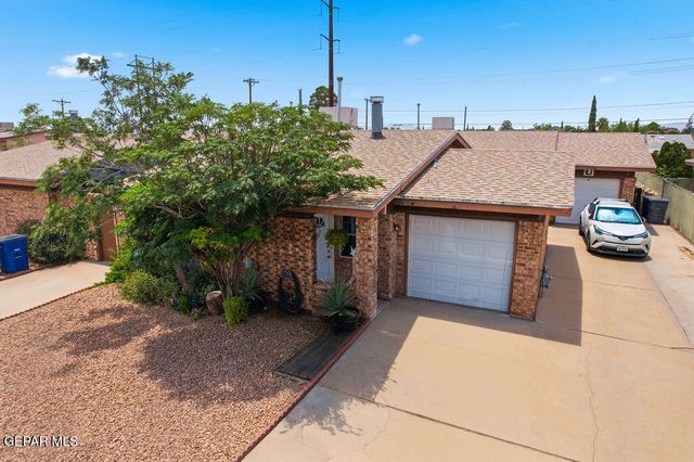 2701 RED SAILS Drive AD, El Paso, TX 79936