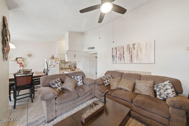 2701 RED SAILS Drive AD, El Paso, TX 79936