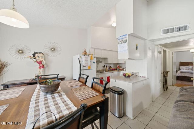 2701 RED SAILS Drive AD, El Paso, TX 79936