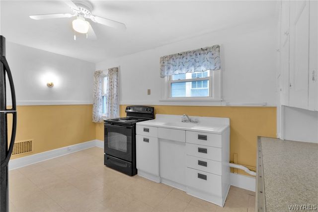 221 Nassau Avenue, Tonawanda, NY 14217