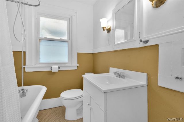 221 Nassau Avenue, Tonawanda, NY 14217