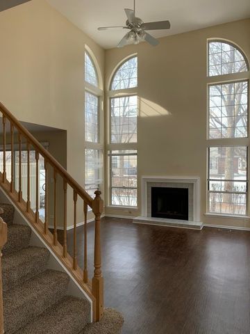 2199 Camden Lane, Hanover Park, IL 60133