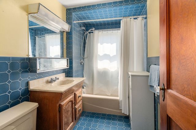 204-206 School St, Watertown, MA 02472