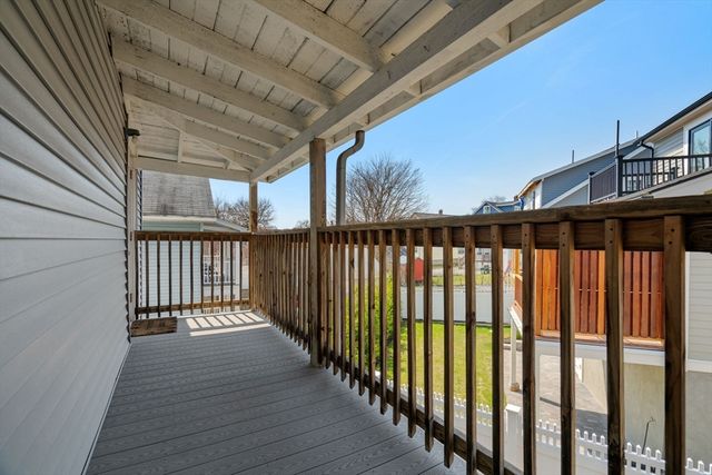 204-206 School St, Watertown, MA 02472
