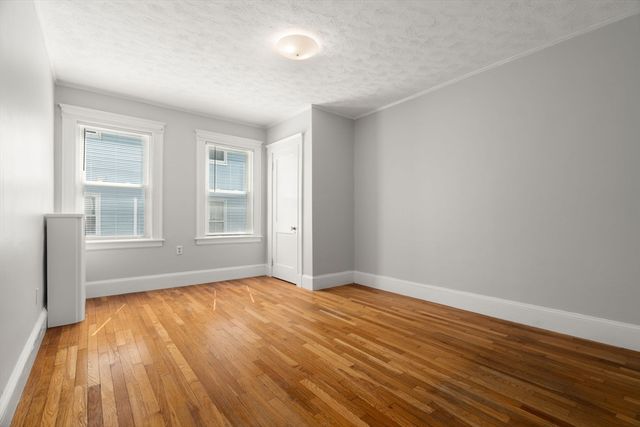 204-206 School St, Watertown, MA 02472