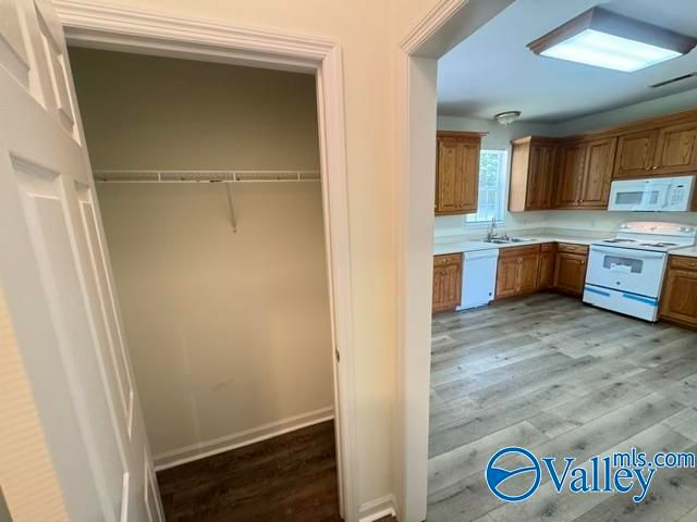 1386 Harvest Road, Harvest, AL 35749