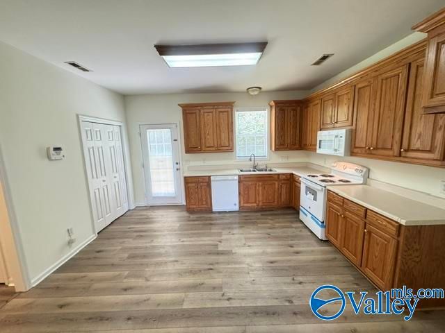 1386 Harvest Road, Harvest, AL 35749