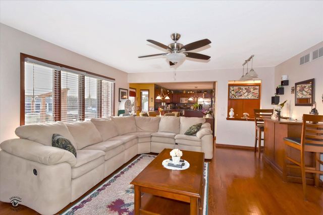 14736 S Carlton Lane, Homer Glen, IL 60491