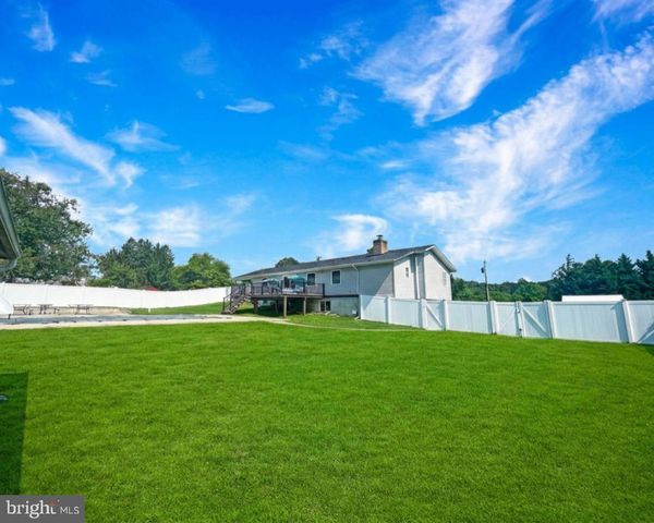 1271 SLEEPY HOLLOW RD, Severn, MD 21144