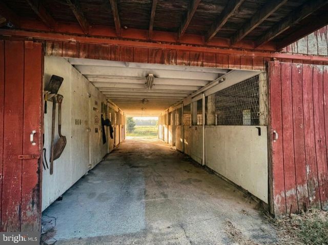 1271 SLEEPY HOLLOW RD, Severn, MD 21144