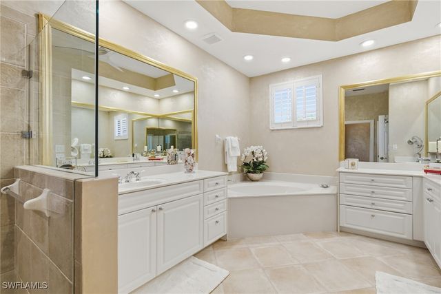 9553 Cypress Hammock CIR 201, Estero, FL 34135