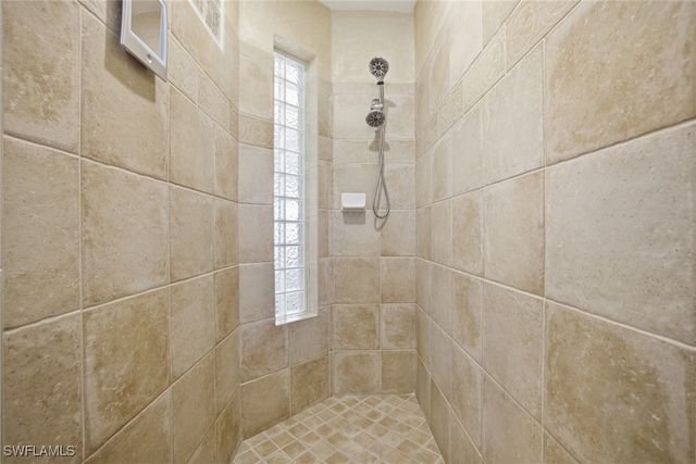 9553 Cypress Hammock CIR 201, Estero, FL 34135