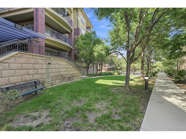 7821 Vallagio Ln, Englewood, CO 80112