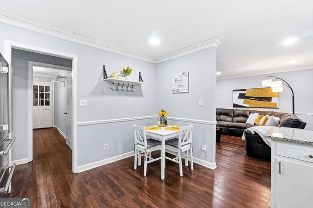 690 Trailwood Drive, Riverdale, GA 30274