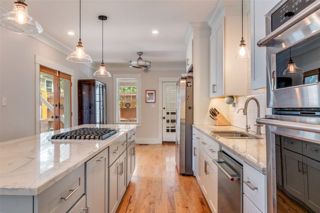 4933 Victor Street, Dallas, TX 75214