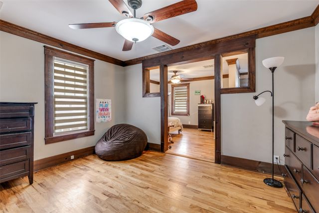 4933 Victor Street, Dallas, TX 75214