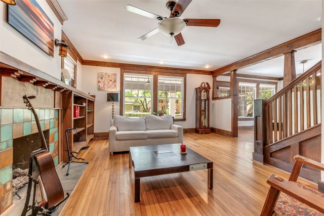 4933 Victor Street, Dallas, TX 75214