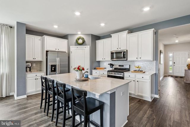 184 HAVEN DR, Pottstown, PA 19464