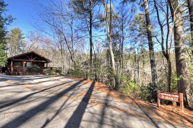 37 Dean Court, Blue Ridge, GA 30513