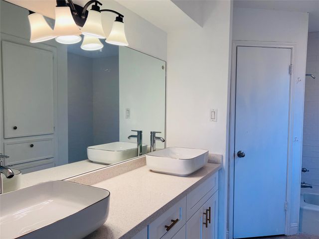 11123 Bandlon Drive, Houston, TX 77072