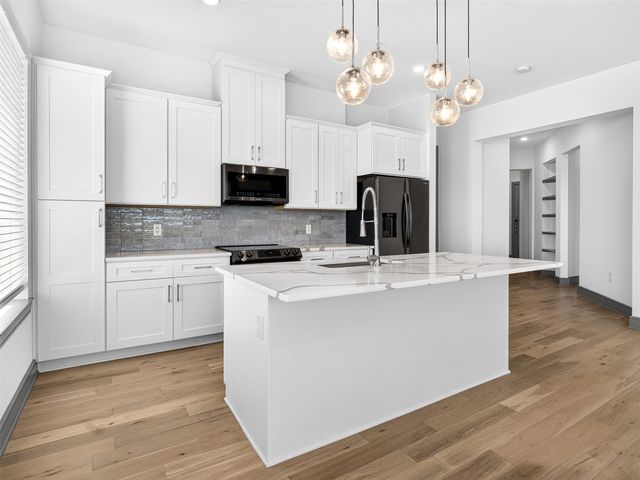 2700 Old Denton Road 2212, Carrollton, TX 75007