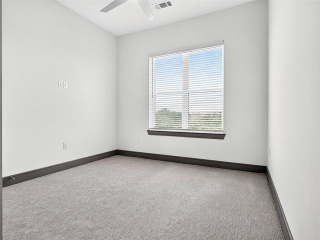 2700 Old Denton Road 2212, Carrollton, TX 75007