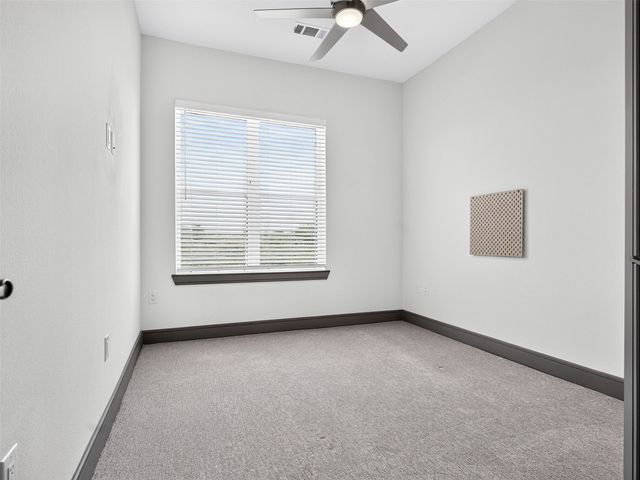 2700 Old Denton Road 2212, Carrollton, TX 75007