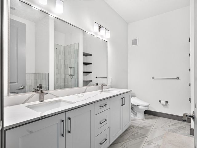 2700 Old Denton Road 2212, Carrollton, TX 75007