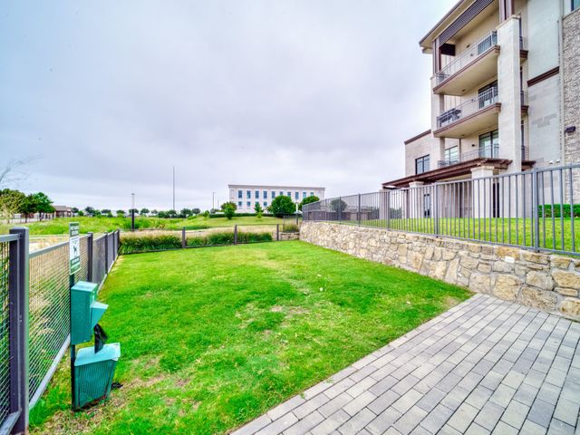 2700 Old Denton Road 2212, Carrollton, TX 75007