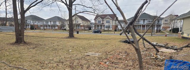8444 Asbury Park, Detroit, MI 48228