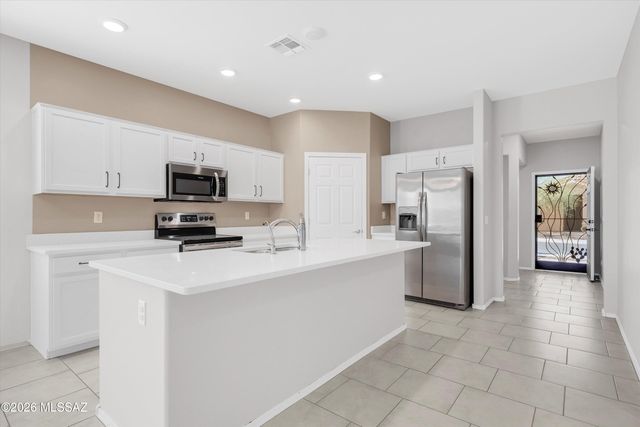 12451 W Reyher Farms Loop, Marana, AZ 85653