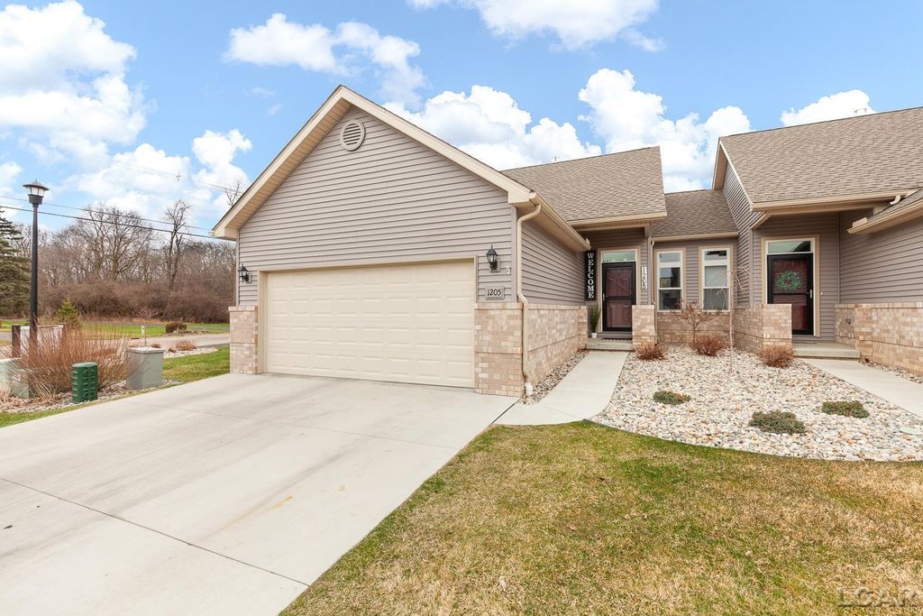 1205 Reeve Drive, Tecumseh, MI 49286