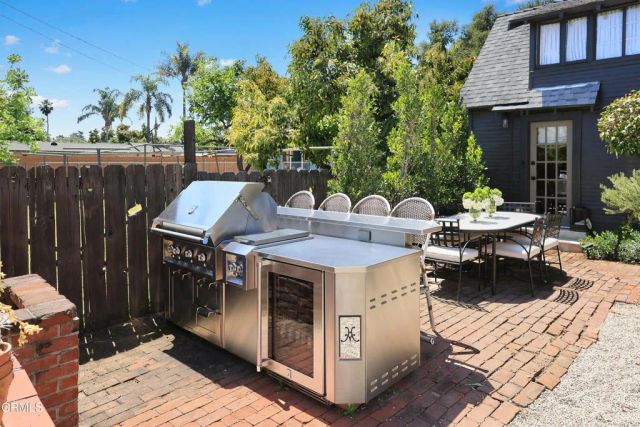 2120 Navarro Avenue, Altadena, CA 91001