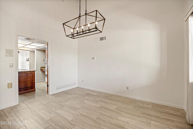 1781 E Rio De La Loma, Tucson, AZ 85718