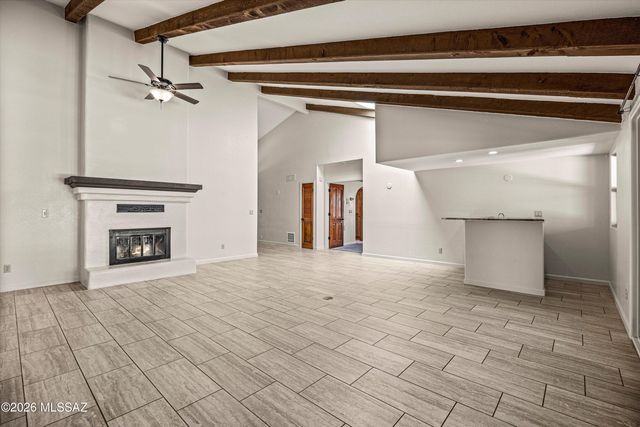 1781 E Rio De La Loma, Tucson, AZ 85718