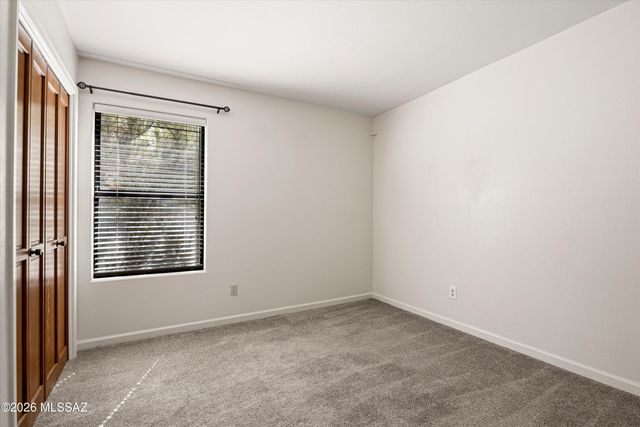 1781 E Rio De La Loma, Tucson, AZ 85718